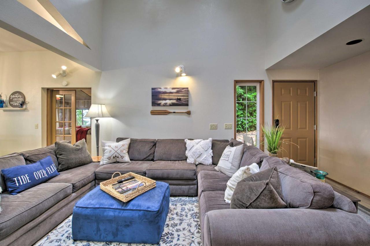 Warm Beach Hideaway With Private Beach! Stanwood Zewnętrze zdjęcie