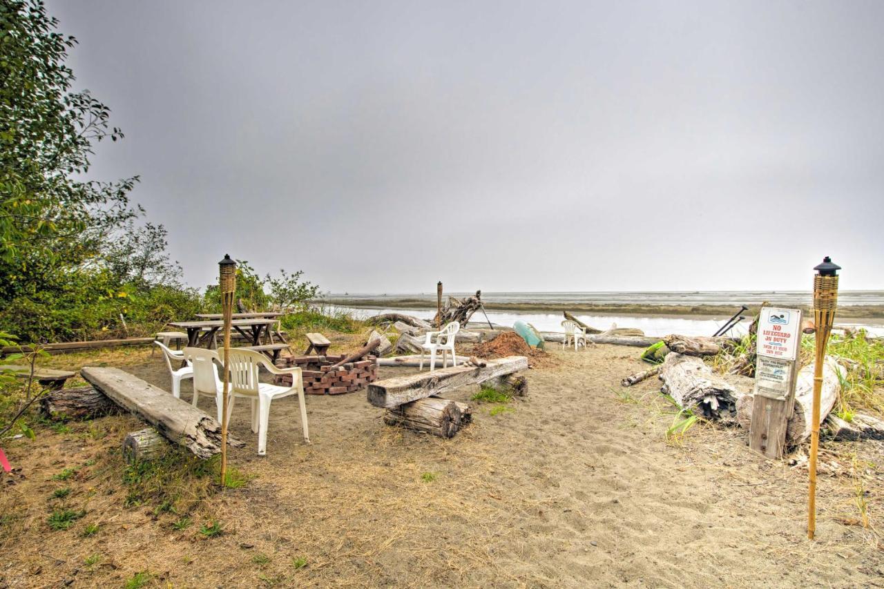 Warm Beach Hideaway With Private Beach! Stanwood Zewnętrze zdjęcie